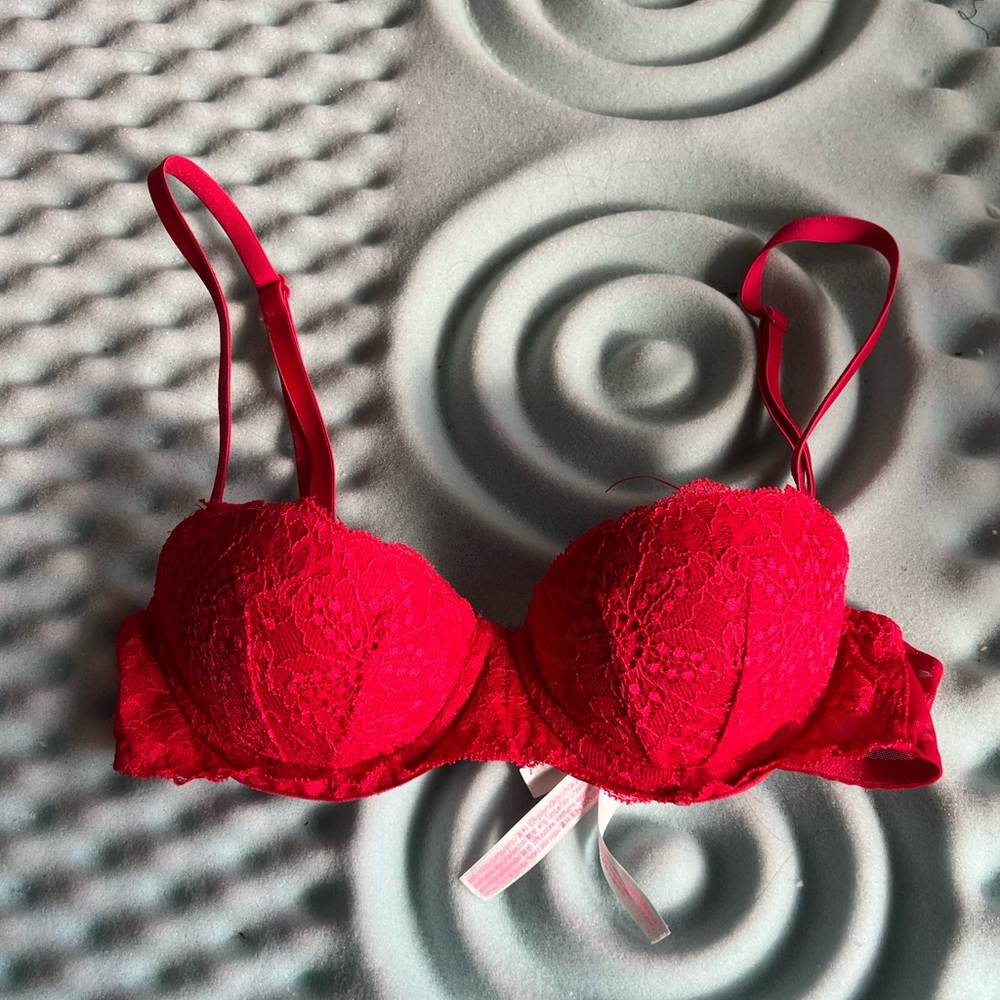 Victoria’s Secret red lace push up bra